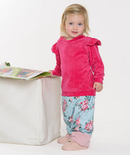 Laden Sie das Bild in den Galerie-Viewer, PDF Schnittmuster Download – Baby Mädchen Kleidung – Kleid &amp; Sweatshirt Set – Mehrere Größen – Rüschen-Schulter &amp; Pinafore-Option – Digitaler Nähleitfaden