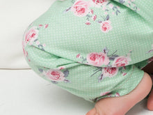 Load image into Gallery viewer, Baby Overall LOTTE Schnittmuster Ebook PDF Schnittmuster PDF Ebook download Patternforkids 