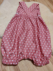 Sommer Strampler Schnittmuster – Baby Kleidung PDF Download – Ärmelloses Design – Neugeborenen Outfit – Säuglings Latzhose zum Nähen PHIL