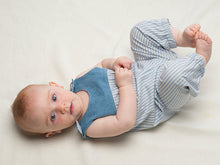 Laden Sie das Bild in den Galerie-Viewer, Baby overall sewing pattern ebook  pdf with straps BOBBY - Patternforkids