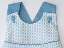 Laden Sie das Bild in den Galerie-Viewer, PHIL Baby dungaree sewing pattern ebook pdf - Patternforkids