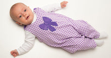 Laden Sie das Bild in den Galerie-Viewer, PLINIO Baby jumpsuit sewing pattern - Paper pattern - Patternforkids
