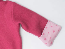 Laden Sie das Bild in den Galerie-Viewer, SOLE Baby jumpsuit sewing pattern ebook pdf with hood - Patternforkids