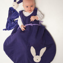 Laden Sie das Bild in den Galerie-Viewer, Baby sleep sack sewing pattern ebook pdf with bunny toy TONDO + TONDINO - Patternforkids