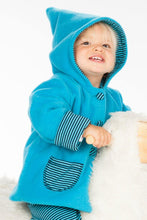 Laden Sie das Bild in den Galerie-Viewer, TORETTO Baby jacket sewing pattern - Patternforkids