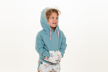 Load image into Gallery viewer, Papier Schnittmuster Sweatshirt Hoodie für Mädchen + Junge mit Känguru-Tasche und Kapuze FLY von Patternforkids